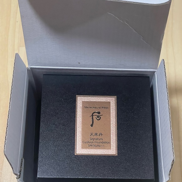 The History Of Whoo Cheonyuldan Hwayul Signature Cushion Foundation 15g x 2 #21 - Picture 3 of 4